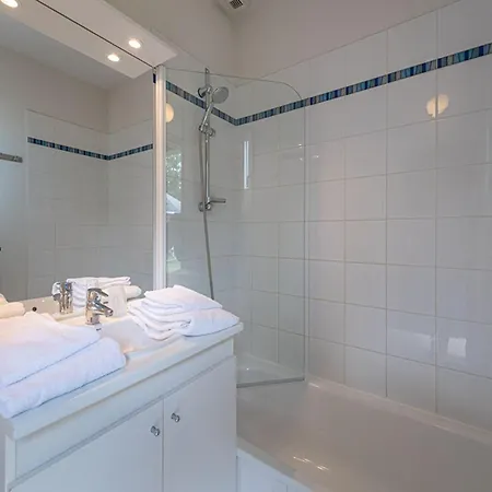 Сasa de vacaciones Comfy Duplex In *