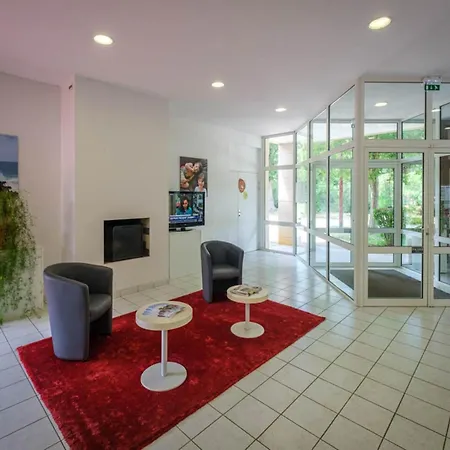 Comfy Duplex In Сasa de vacaciones Saumur